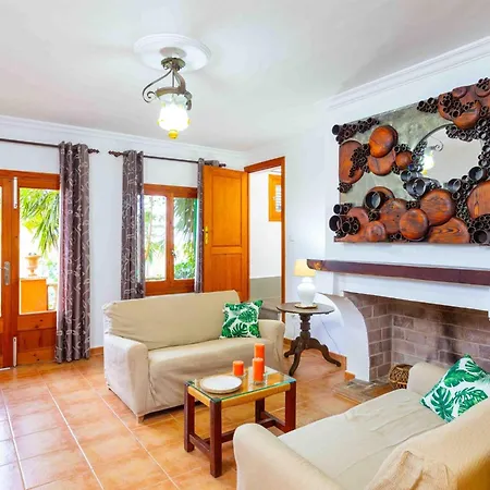 Es Puig Holiday home Buger